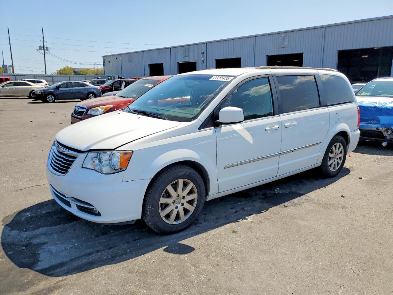 2015 CHRYSLER TOWN & COUNTRY