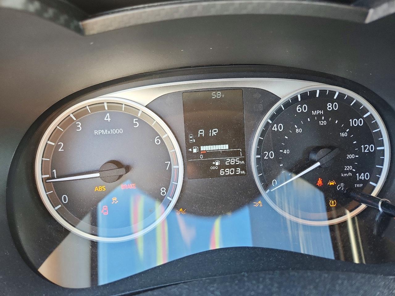 2025 NISSAN VERSA S photo 17