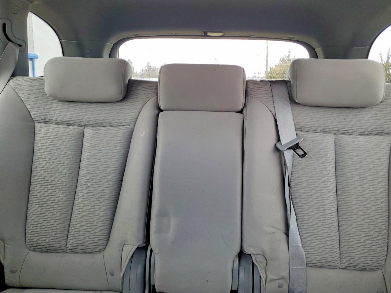 2009 HYUNDAI SANTA FE GLS photo 19