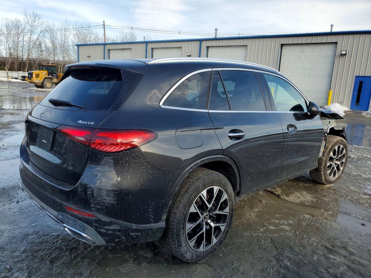2025 MERCEDES-BENZ GLC 350E photo 5