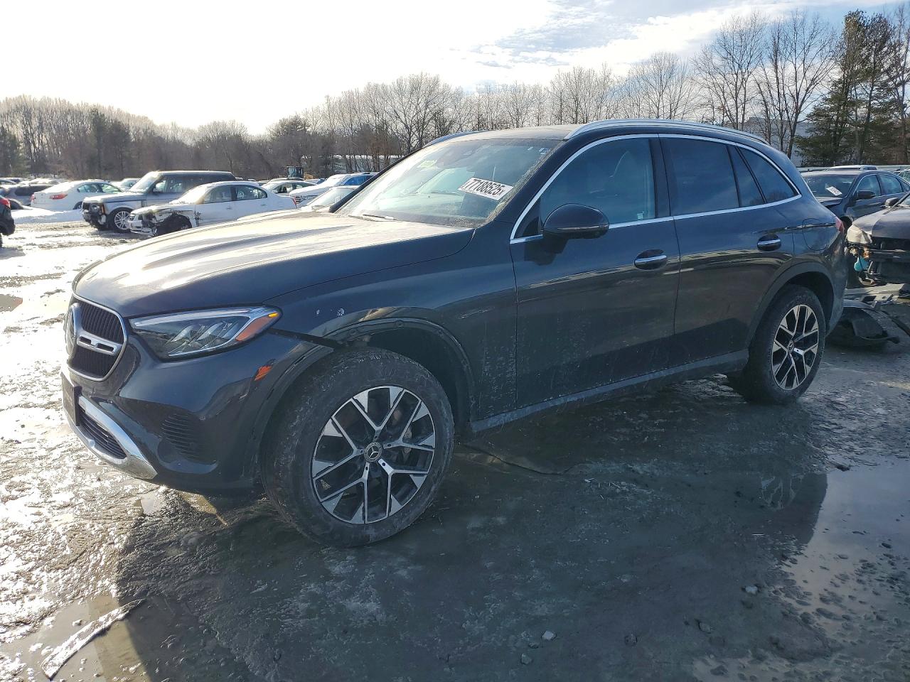 2025 MERCEDES-BENZ GLC