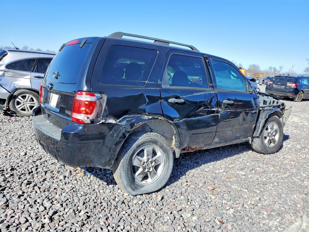 2010 FORD ESCAPE XLT photo 5