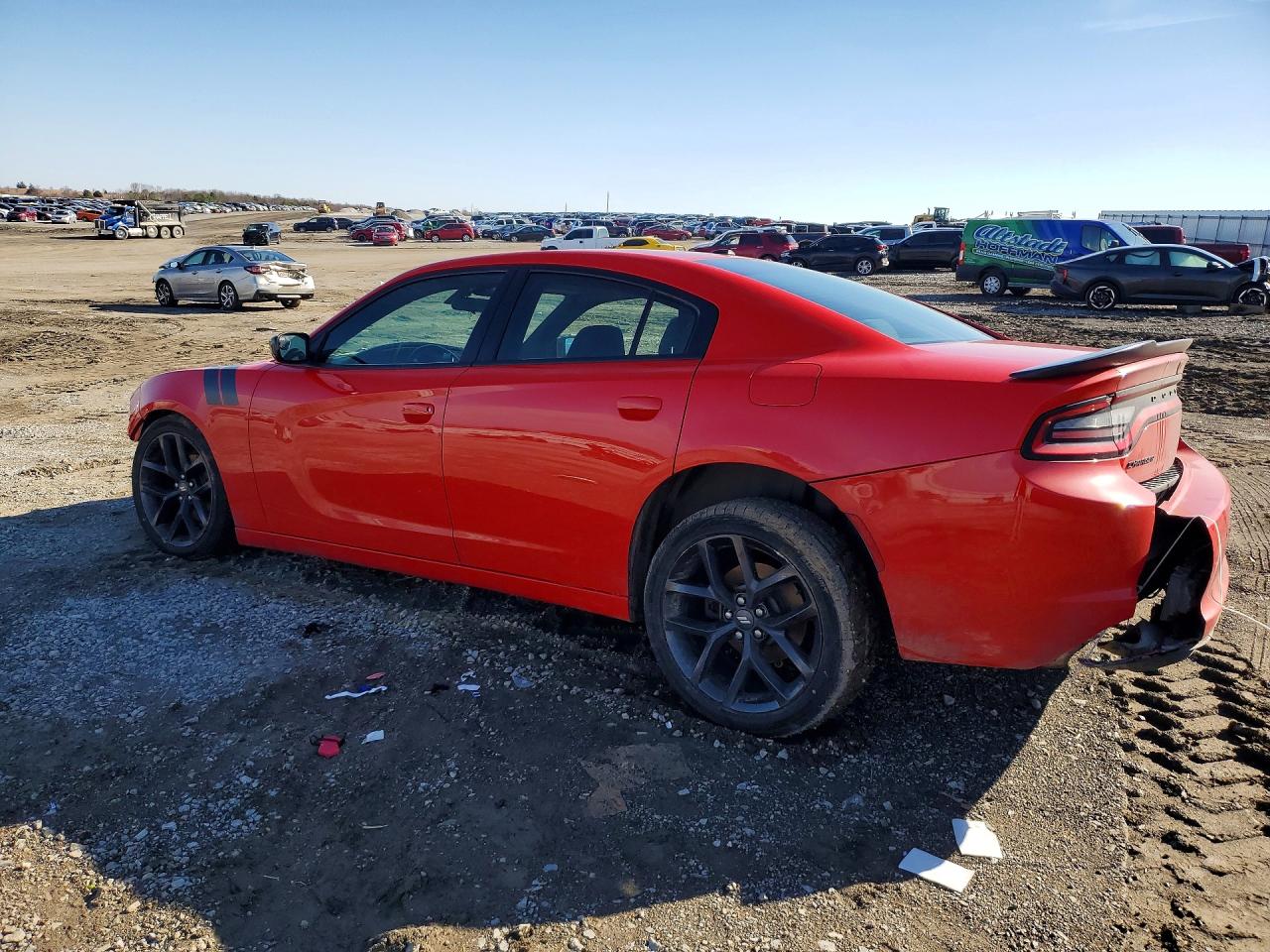 2020 DODGE CHARGER SXT photo 4