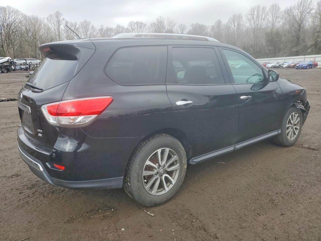2013 NISSAN PATHFINDER S photo 5