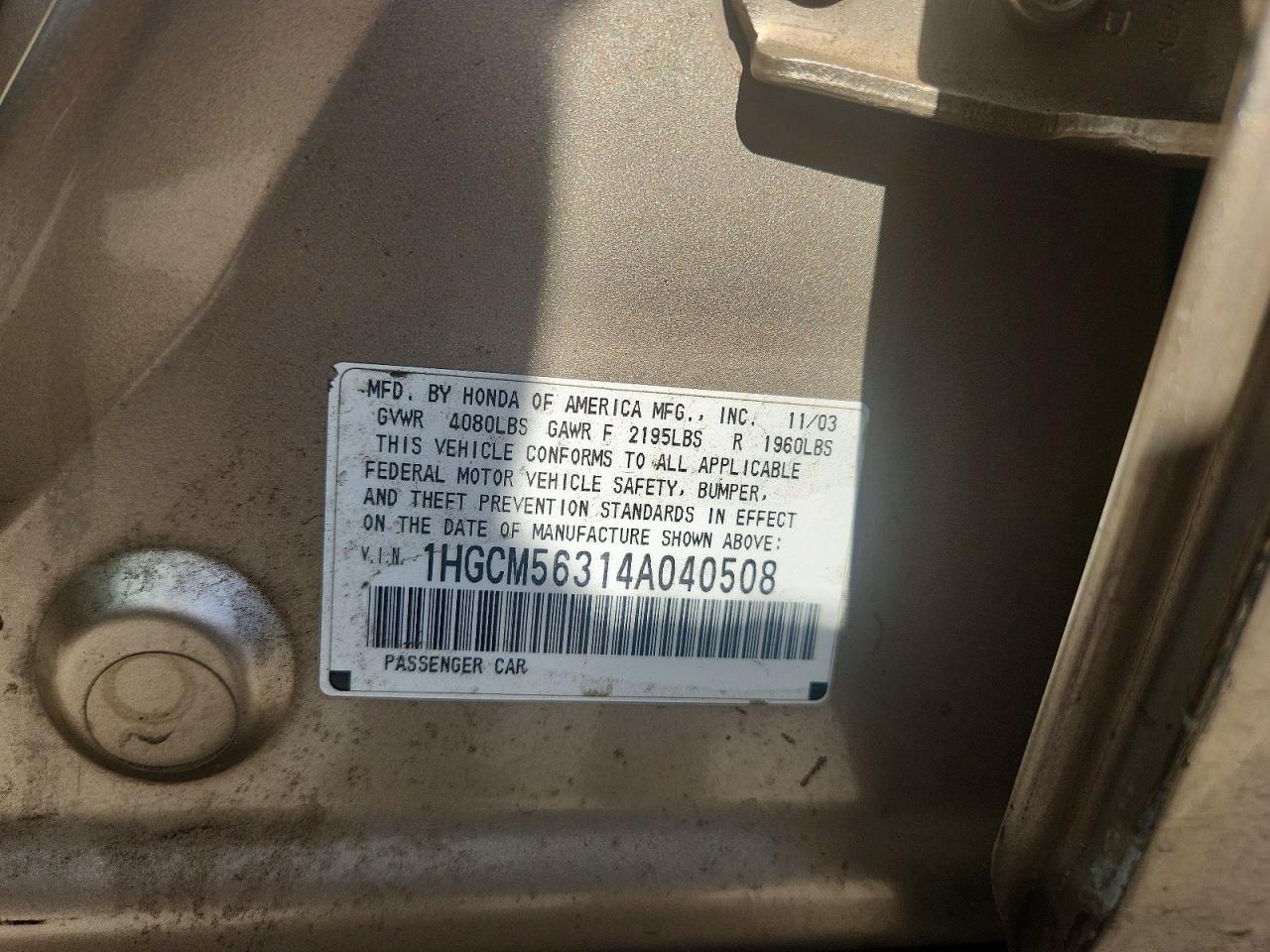 2004 HONDA ACCORD LX photo 23