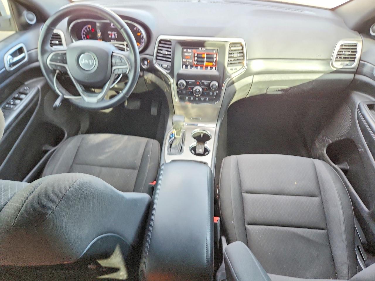 2019 JEEP GRAND CHEROKEE LAREDO photo 22