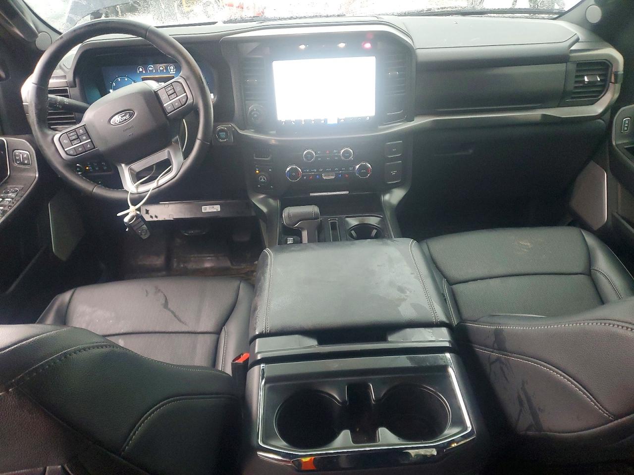 2025 FORD F150 LARIAT photo 8