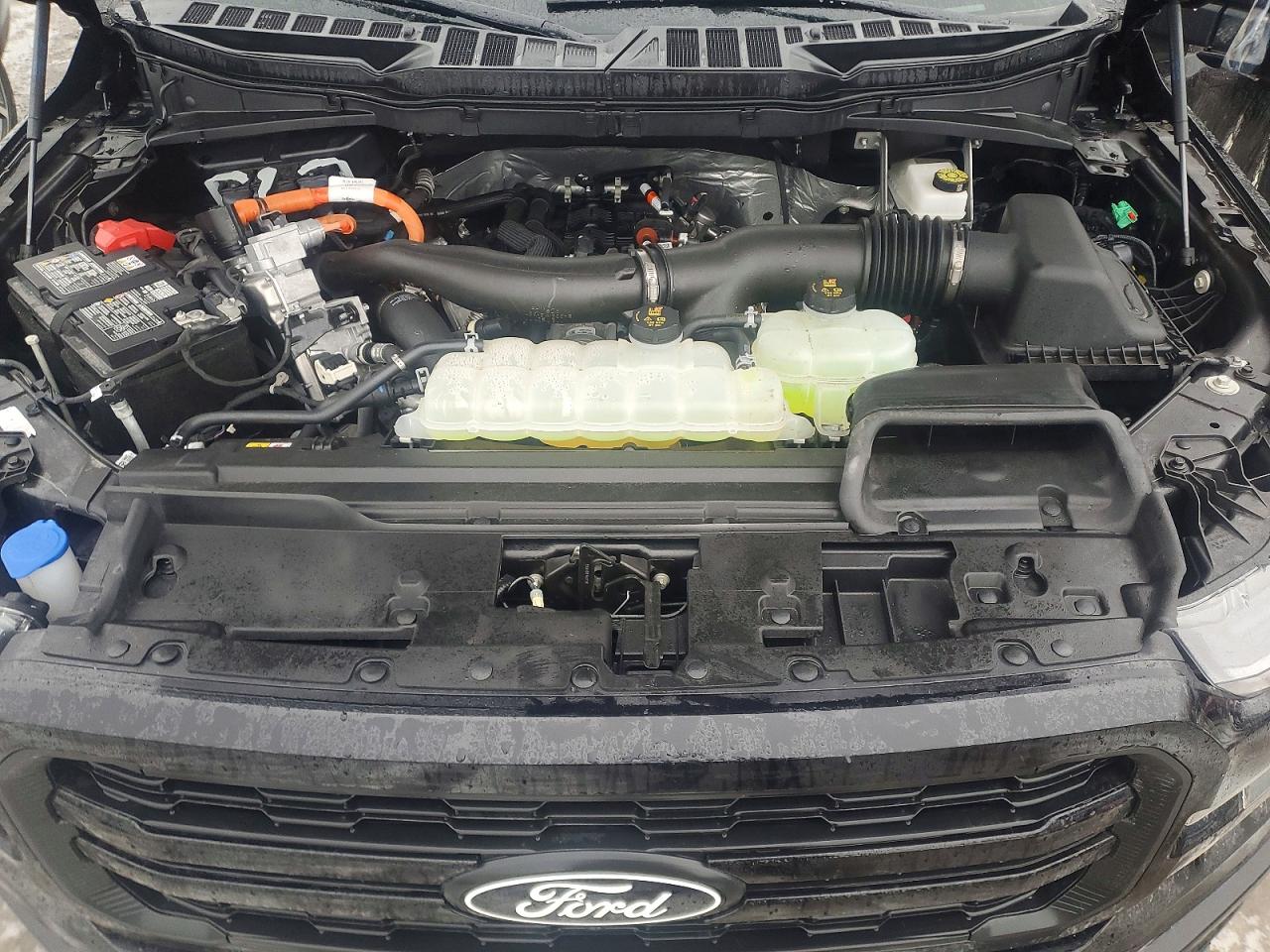 2025 FORD F150 LARIAT photo 11