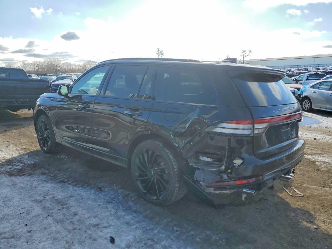 2025 LINCOLN AVIATOR RESERVE photo 4