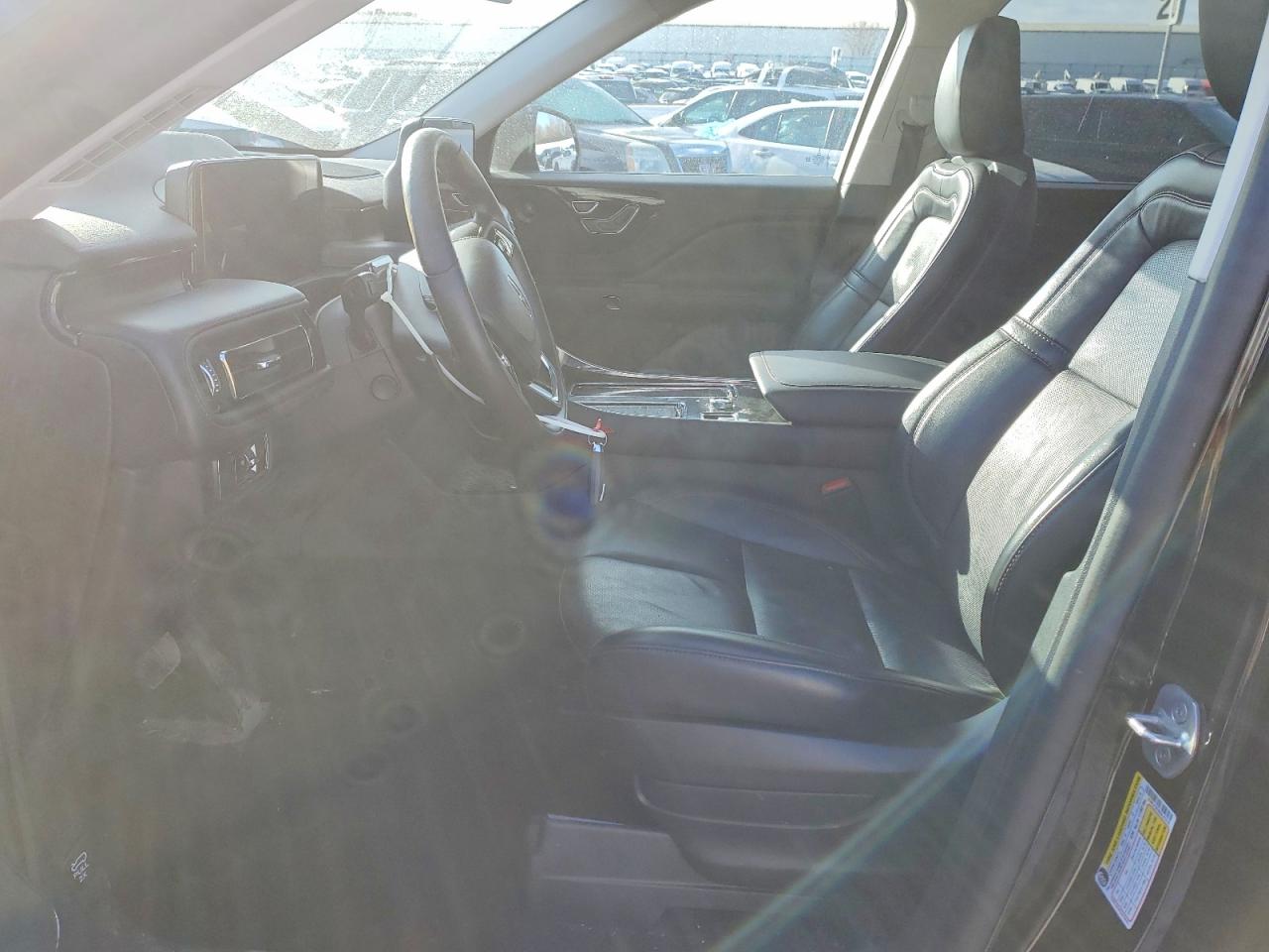 2025 LINCOLN AVIATOR RESERVE photo 19
