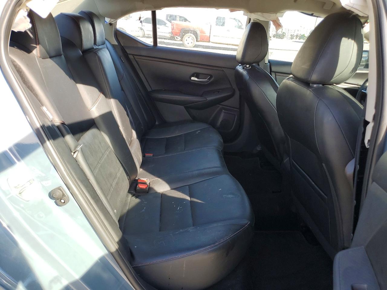2025 NISSAN SENTRA SR photo 19