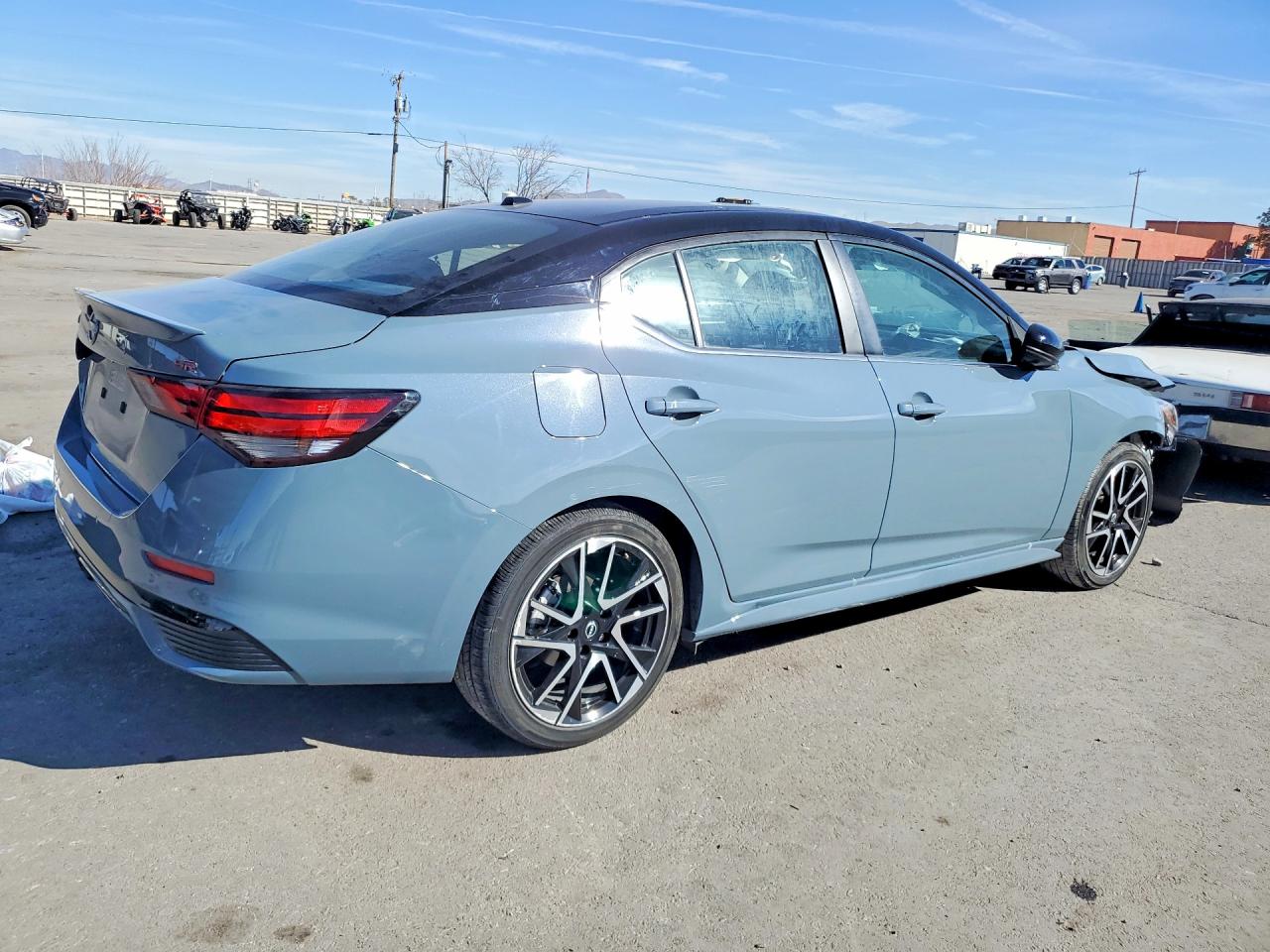 2025 NISSAN SENTRA SR photo 5