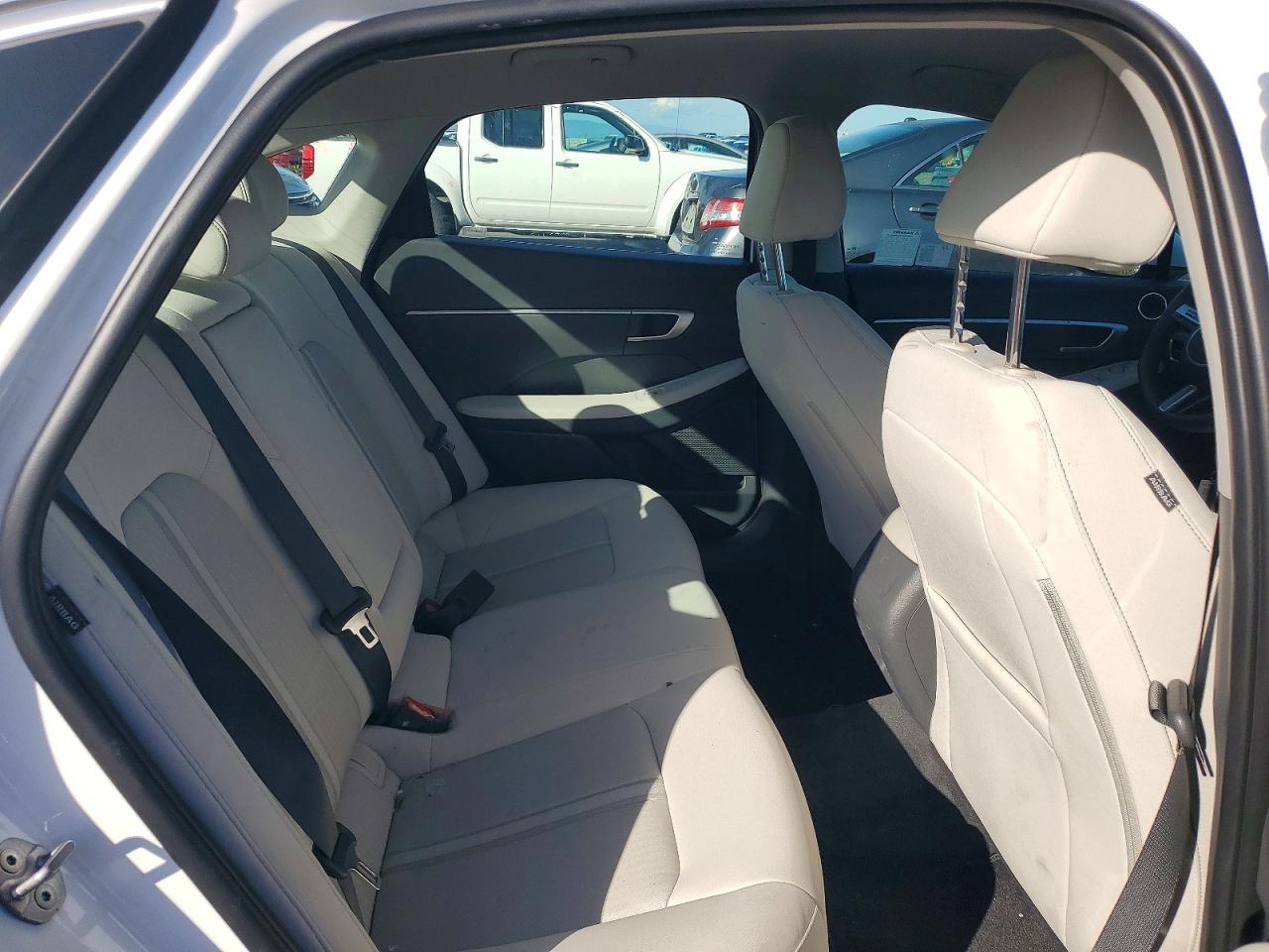 2024 HYUNDAI SONATA SEL photo 19