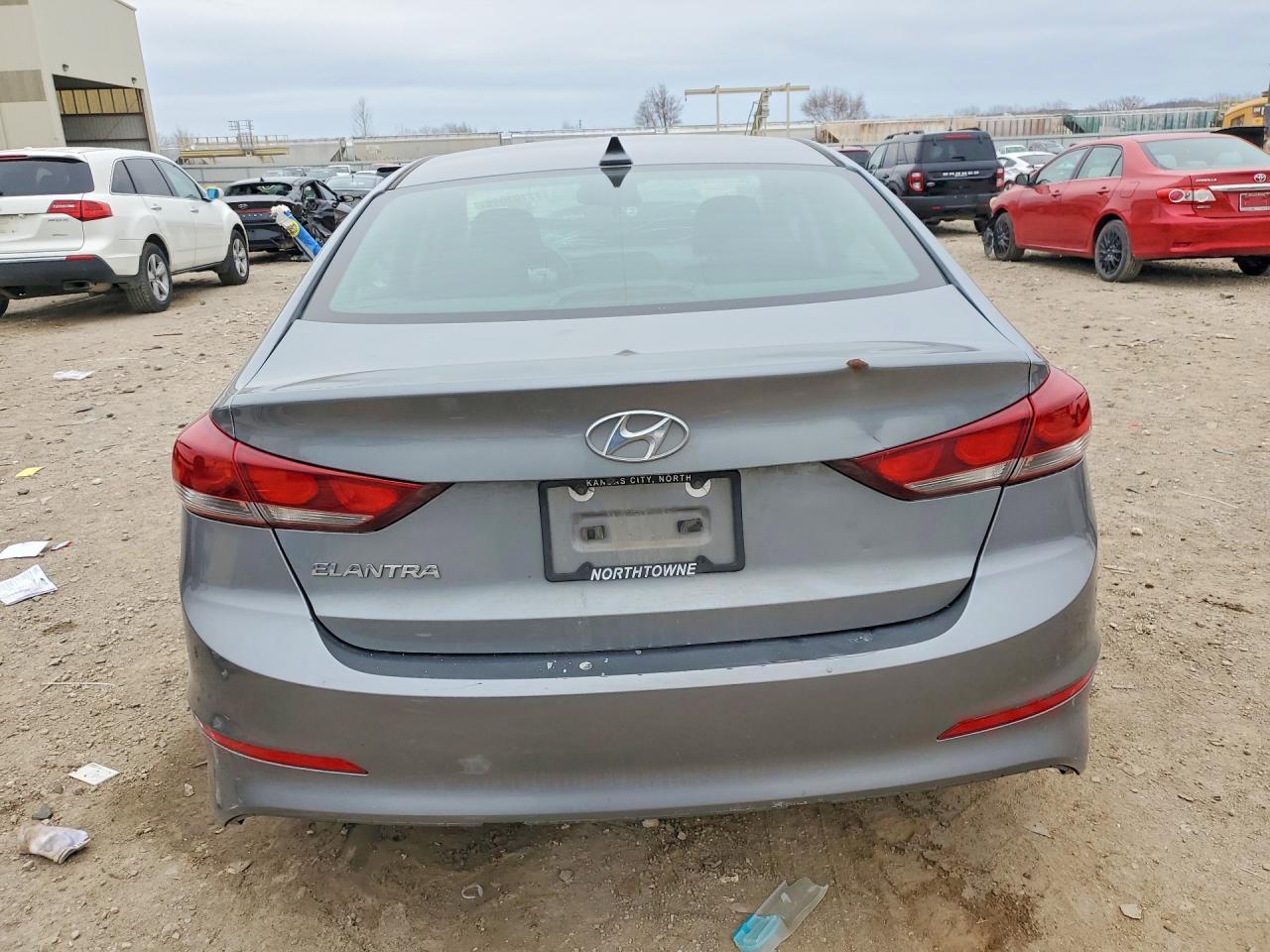2018 HYUNDAI ELANTRA VALUE EDITION photo 16