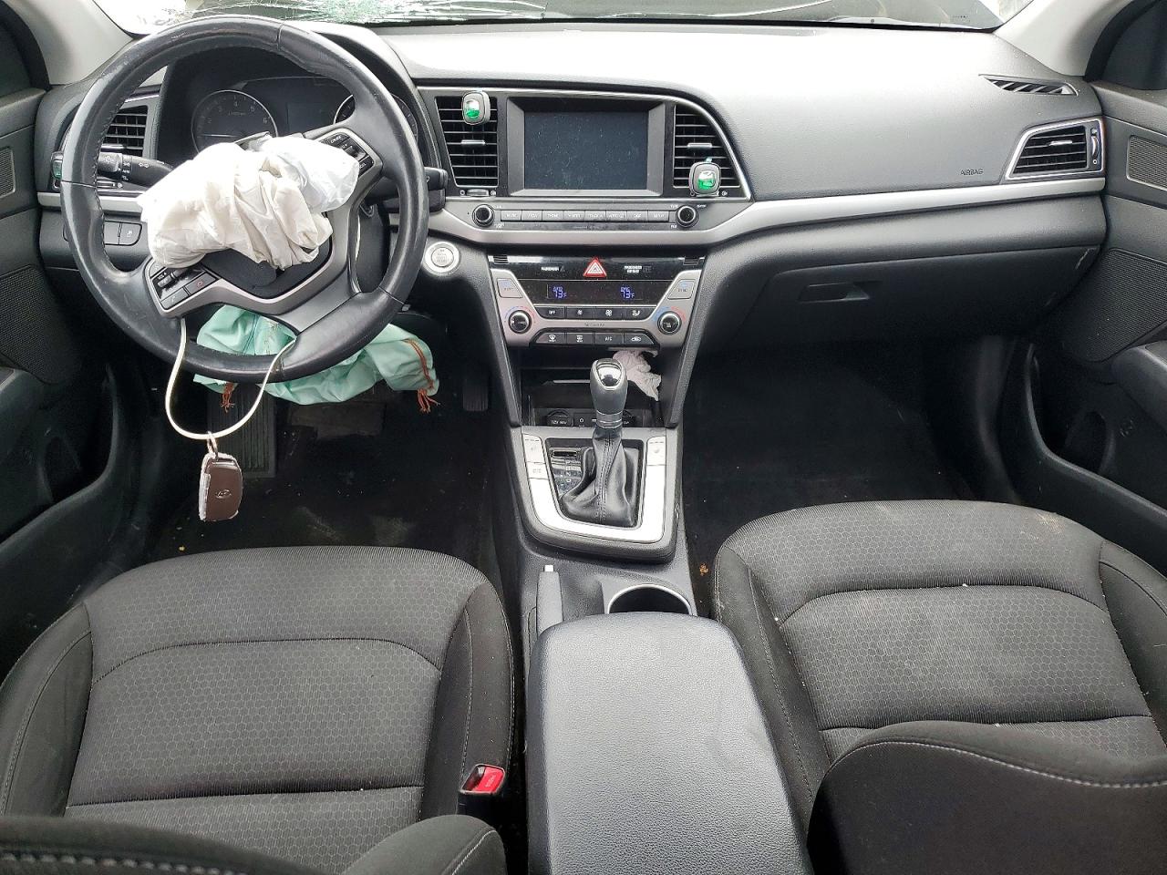 2018 HYUNDAI ELANTRA VALUE EDITION photo 22