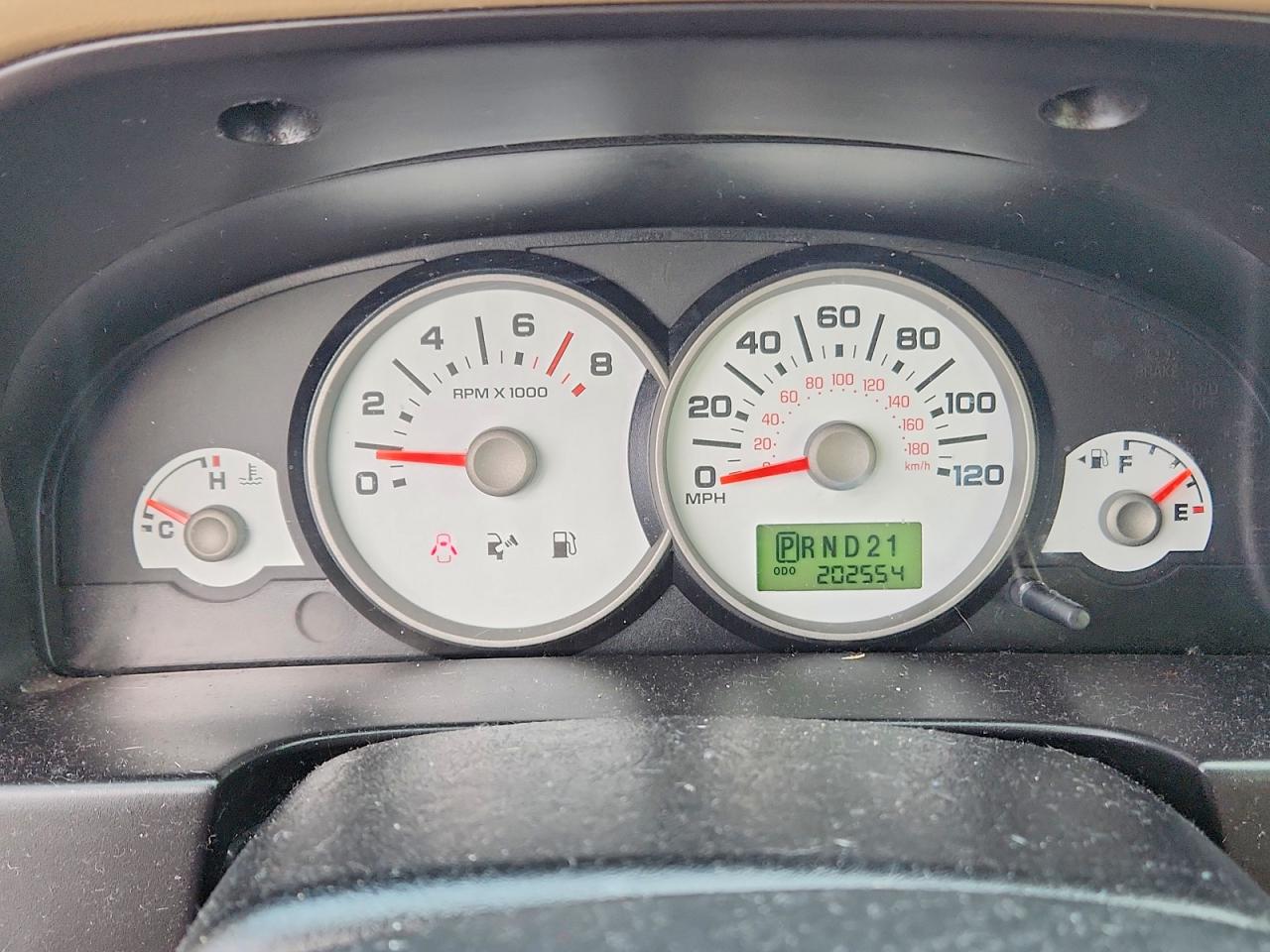 2006 FORD ESCAPE XLS photo 9