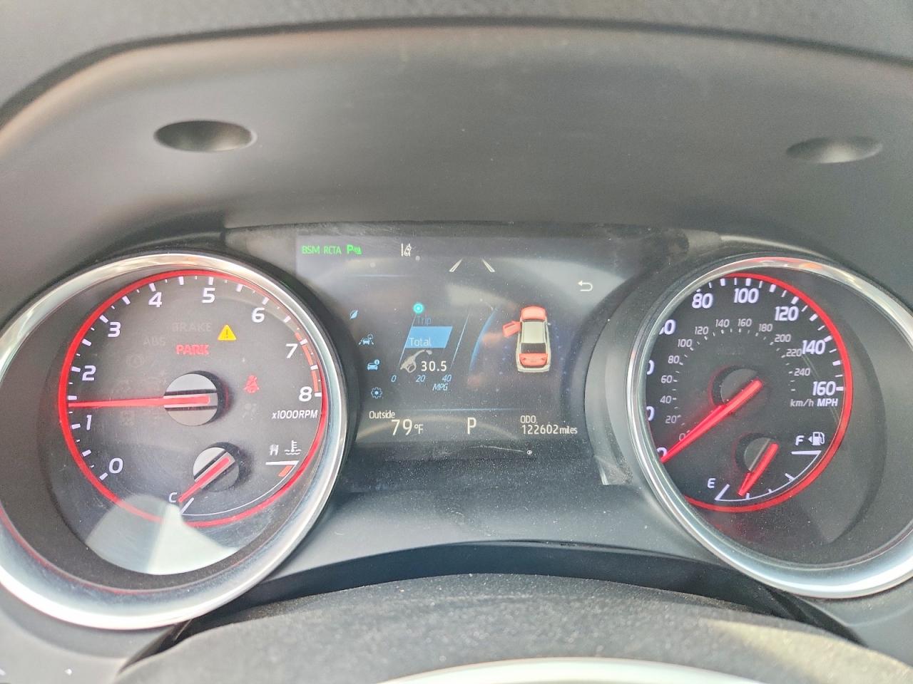 2018 TOYOTA CAMRY XSE photo 17
