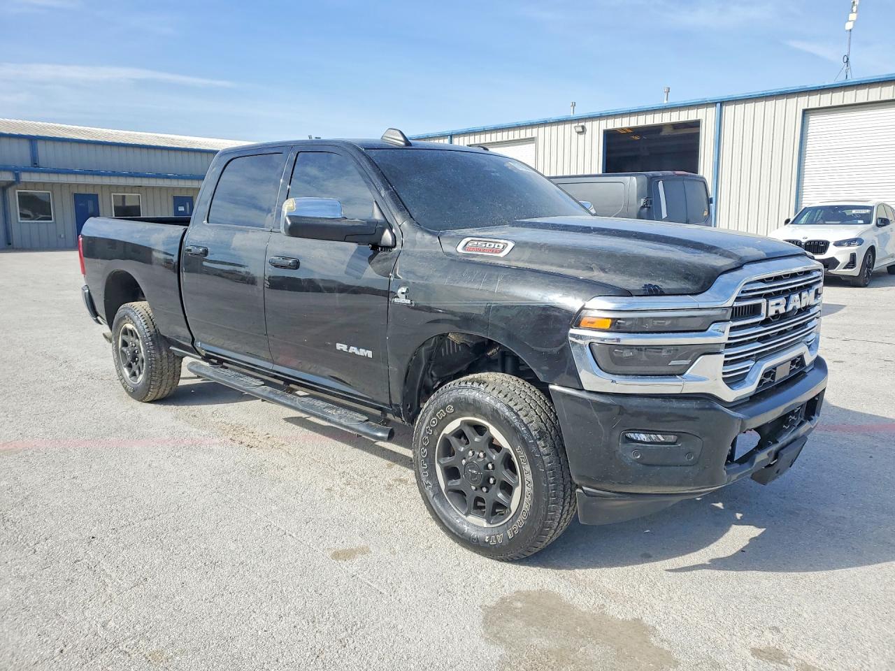 2025 RAM 2500 LARAMIE photo 4