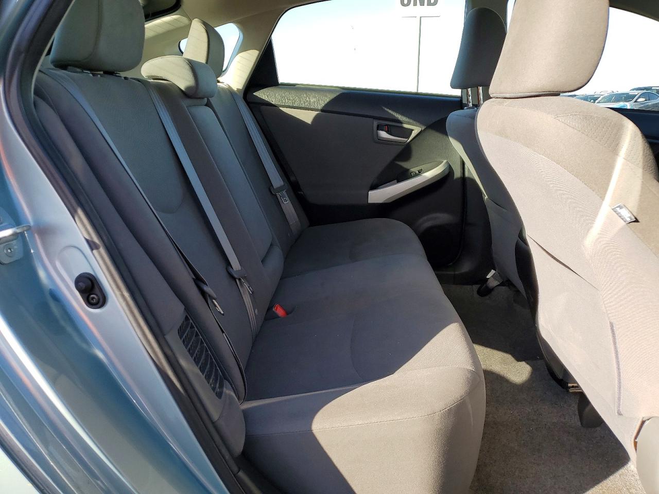 2013 TOYOTA PRIUS photo 10