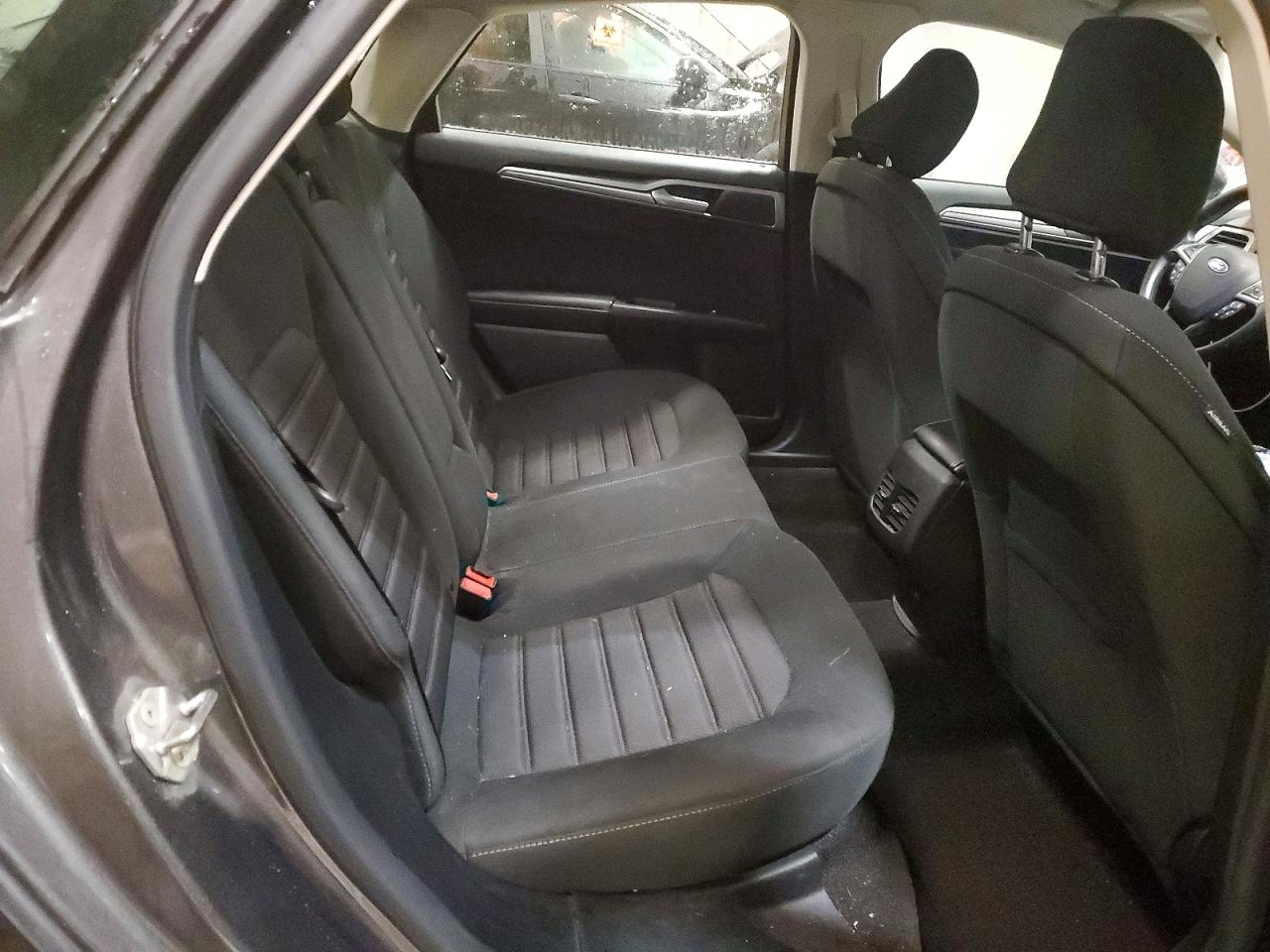 2020 FORD FUSION SE photo 10