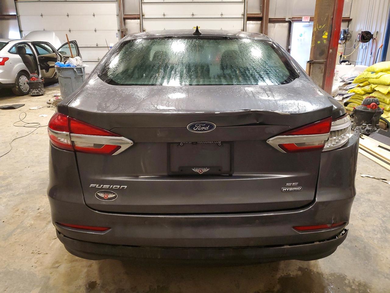2020 FORD FUSION SE photo 6
