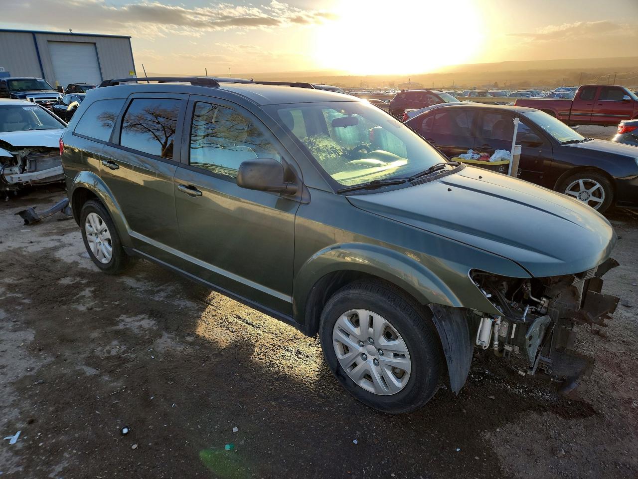 2017 DODGE JOURNEY SE photo 4