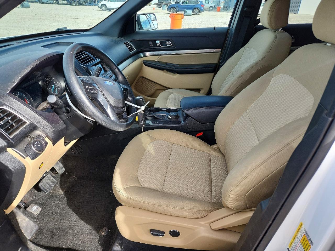 2017 FORD EXPLORER photo 7