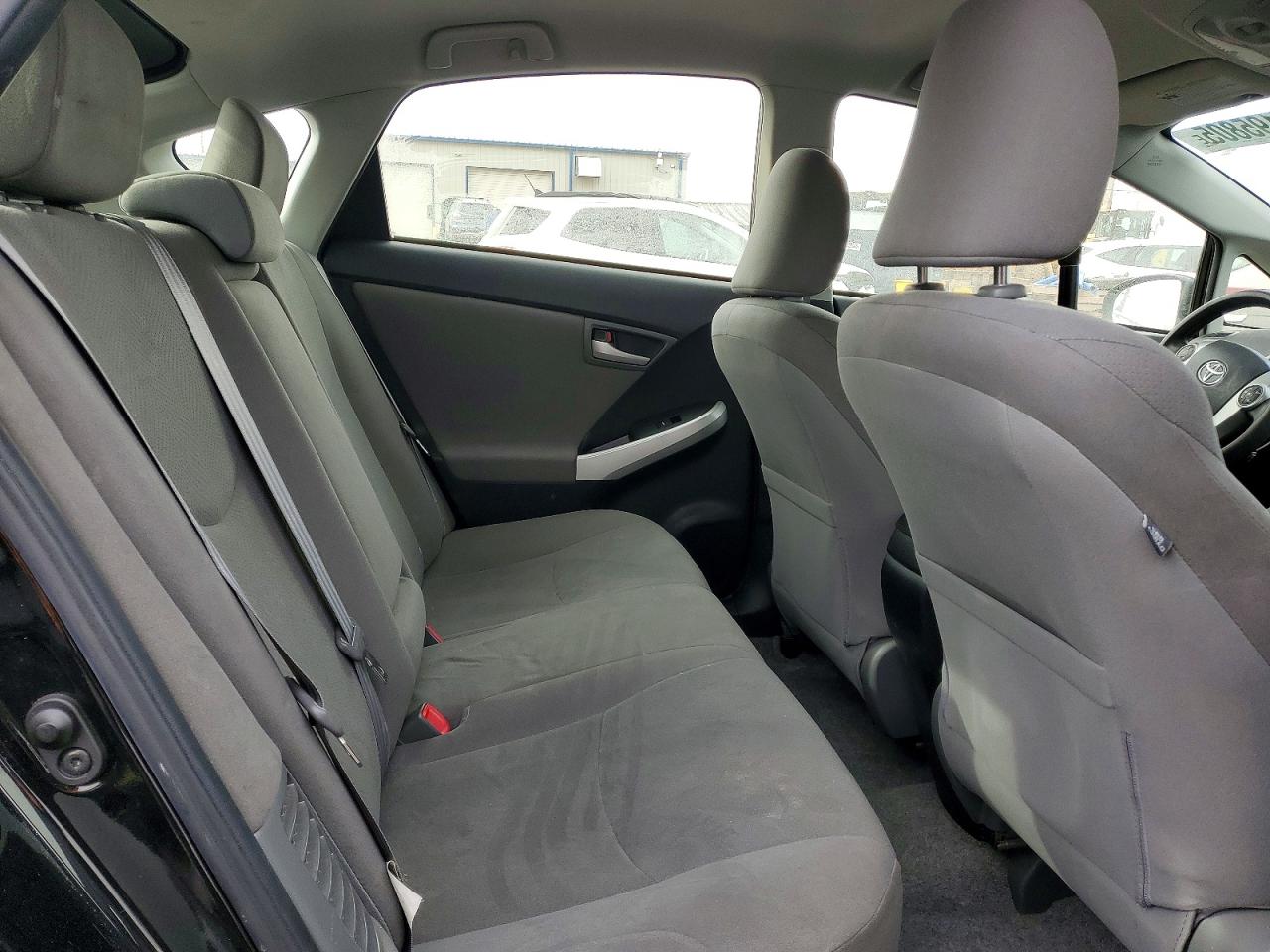 2013 TOYOTA PRIUS THREE photo 10