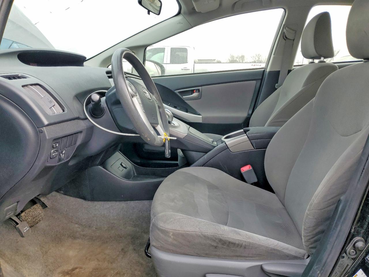2013 TOYOTA PRIUS THREE photo 7