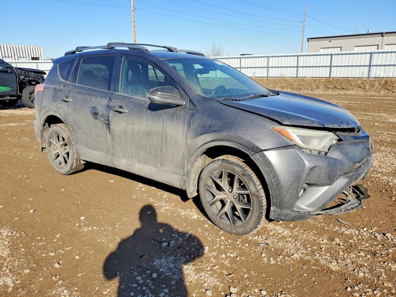 2017 TOYOTA RAV4 SE photo 4