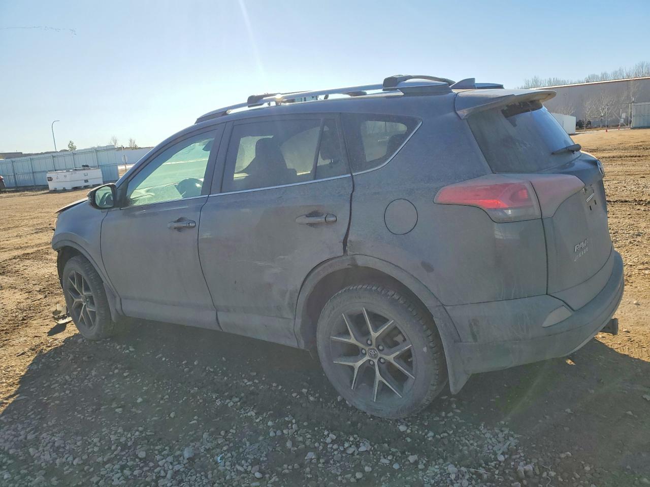 2017 TOYOTA RAV4 SE photo 2