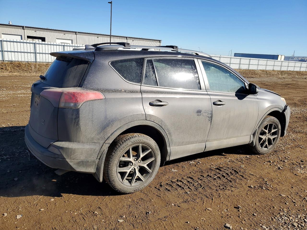 2017 TOYOTA RAV4 SE photo 3