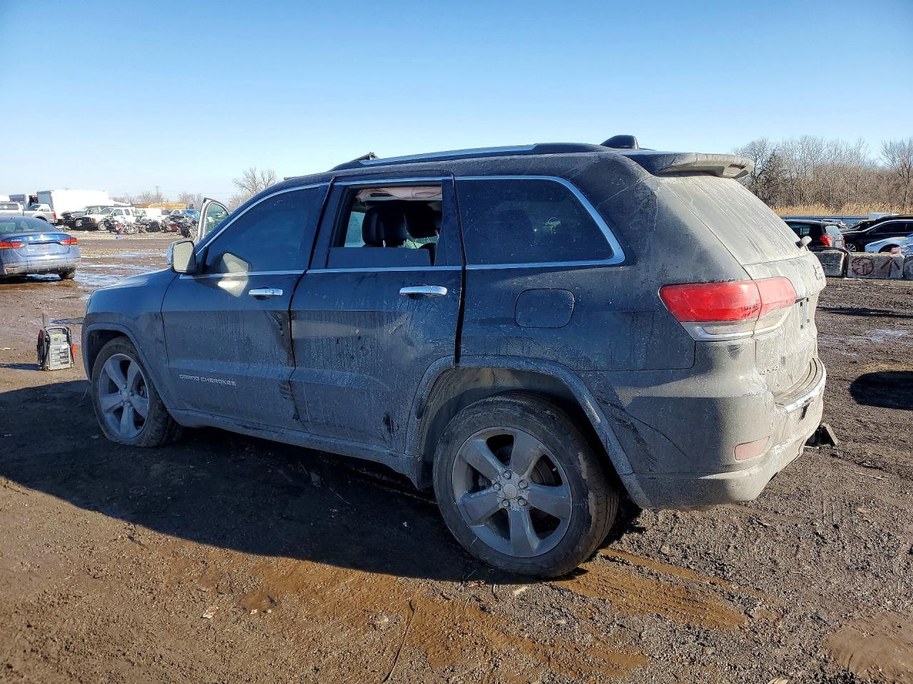 2015 JEEP GRAND CHEROKEE LIMITED photo 3