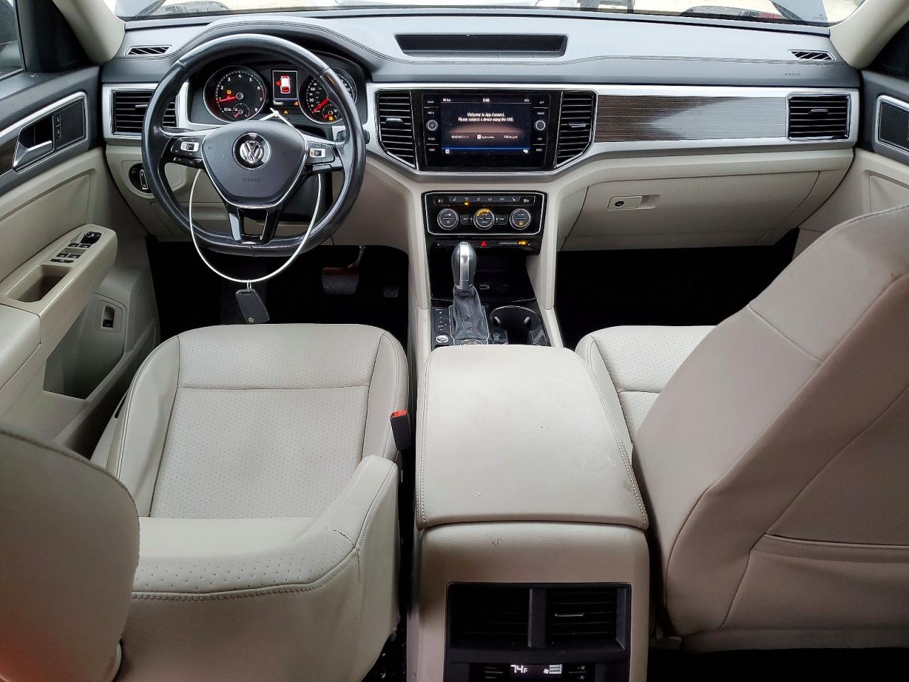 2018 VOLKSWAGEN ATLAS SEL photo 8