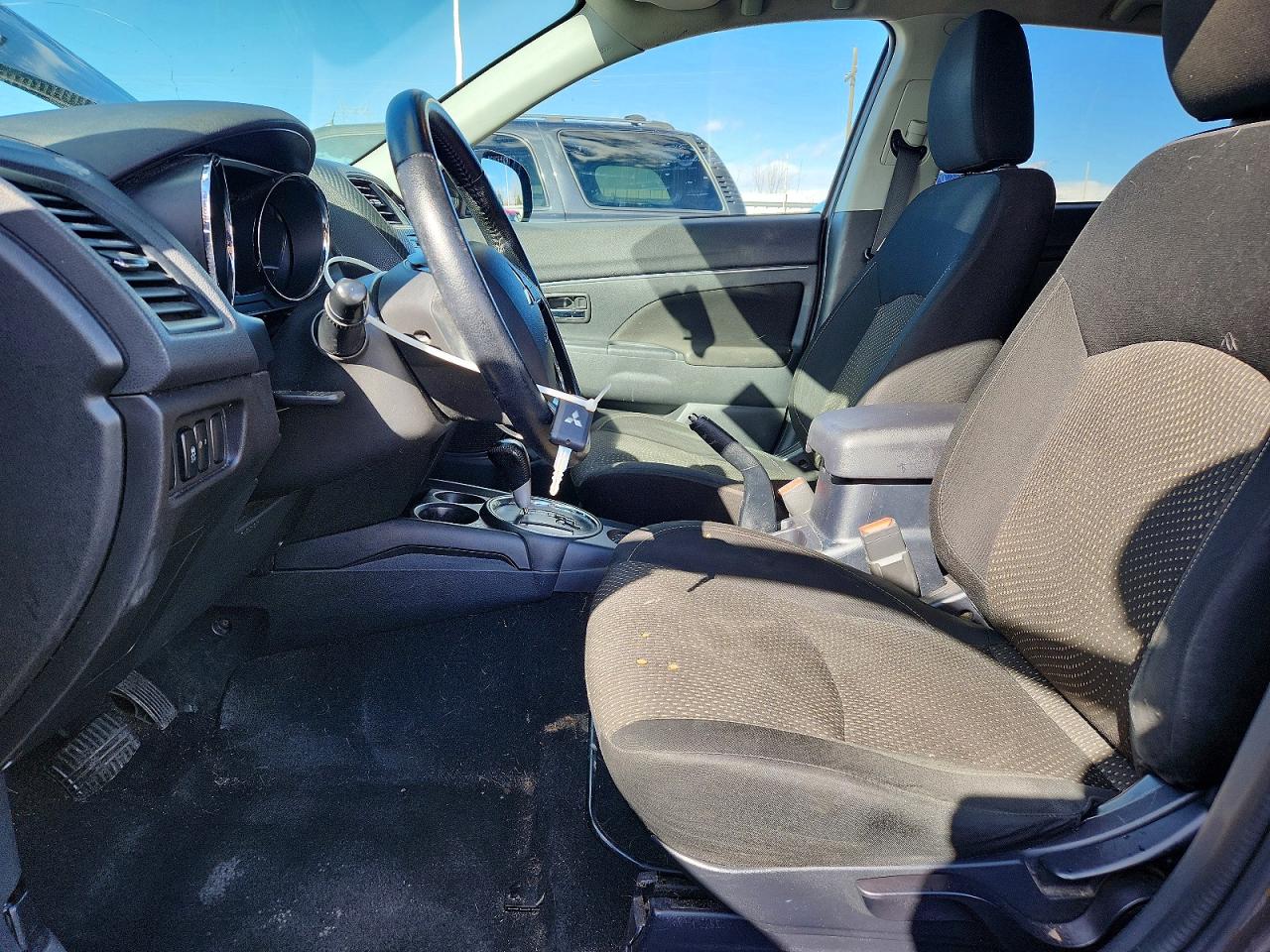 2016 MITSUBISHI OUTLANDER SPORT ES photo 13