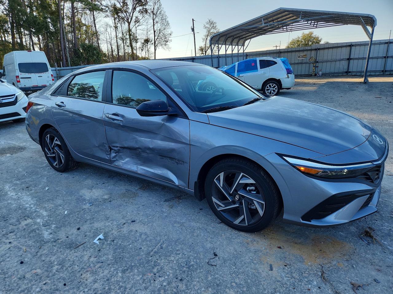 2025 HYUNDAI ELANTRA SEL SPORT photo 10