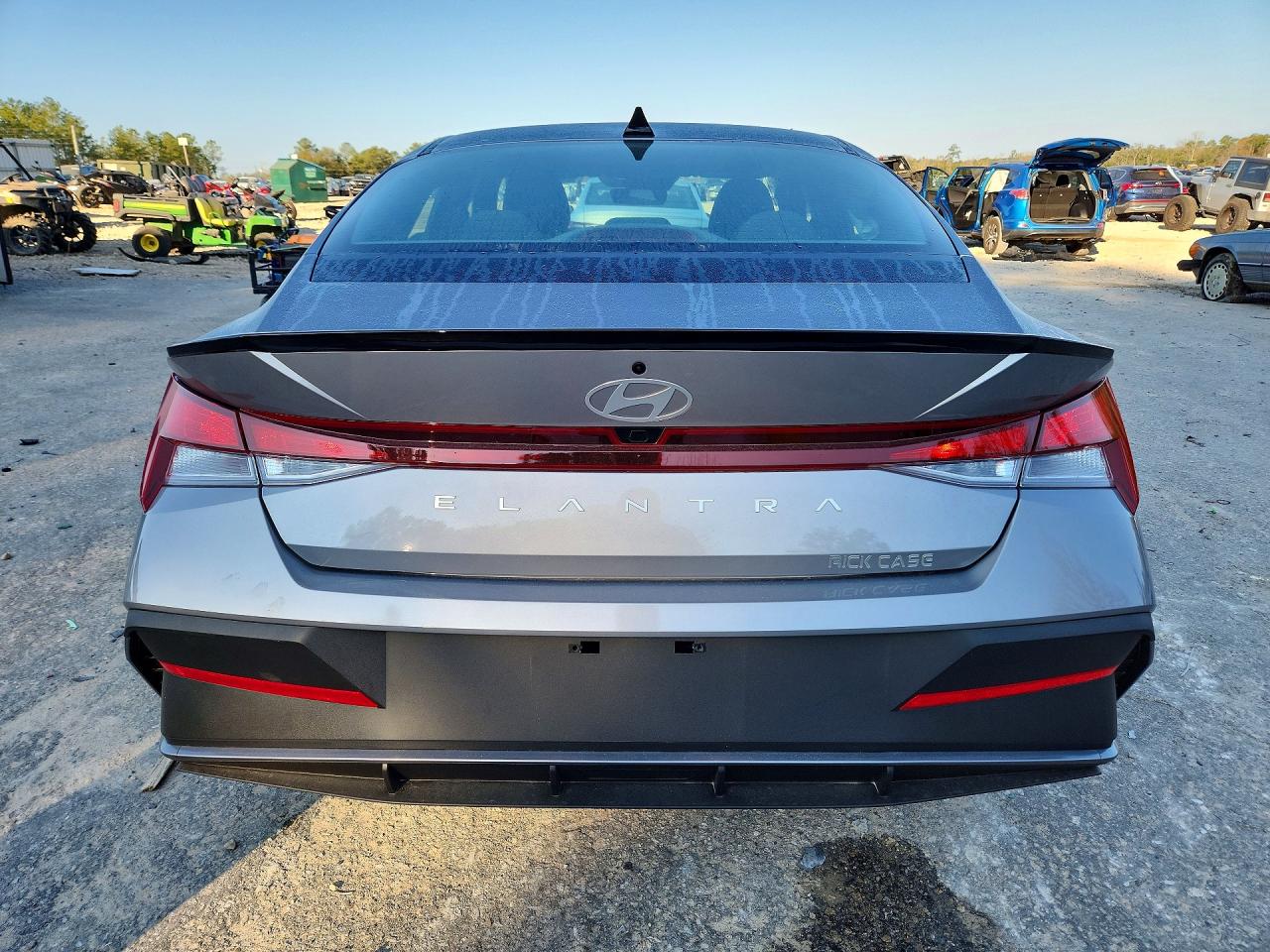 2025 HYUNDAI ELANTRA SEL SPORT photo 16