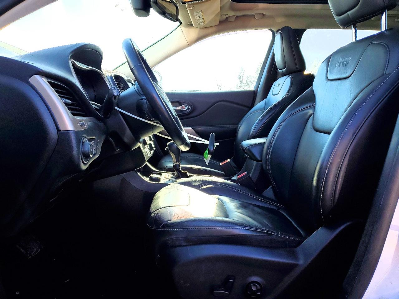 2018 JEEP CHEROKEE LIMITED photo 13