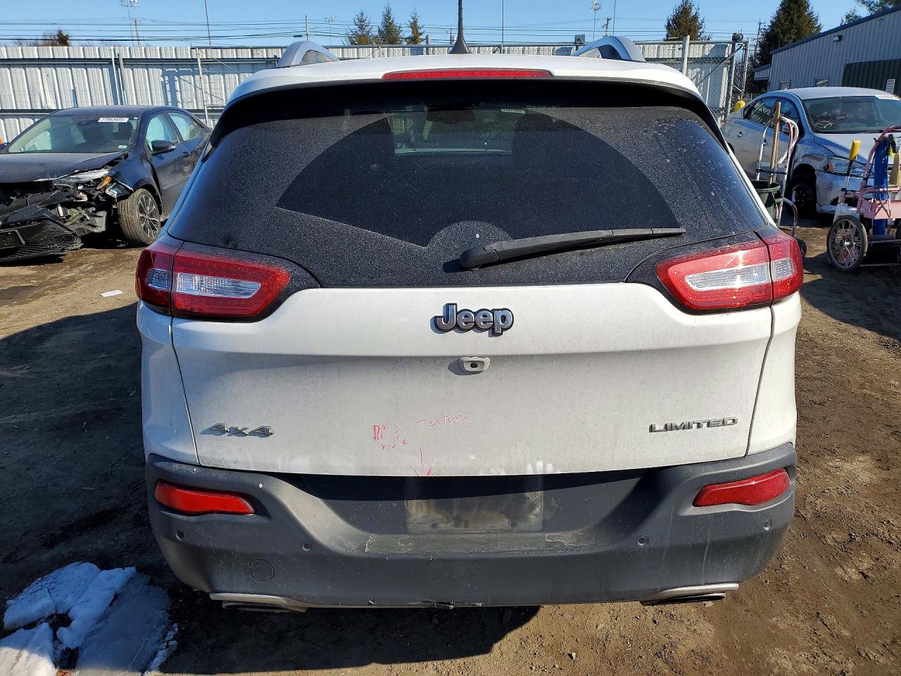 2018 JEEP CHEROKEE LIMITED photo 11
