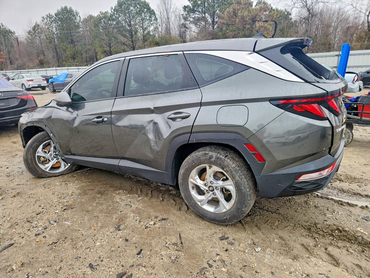 2023 HYUNDAI TUCSON SE photo 2
