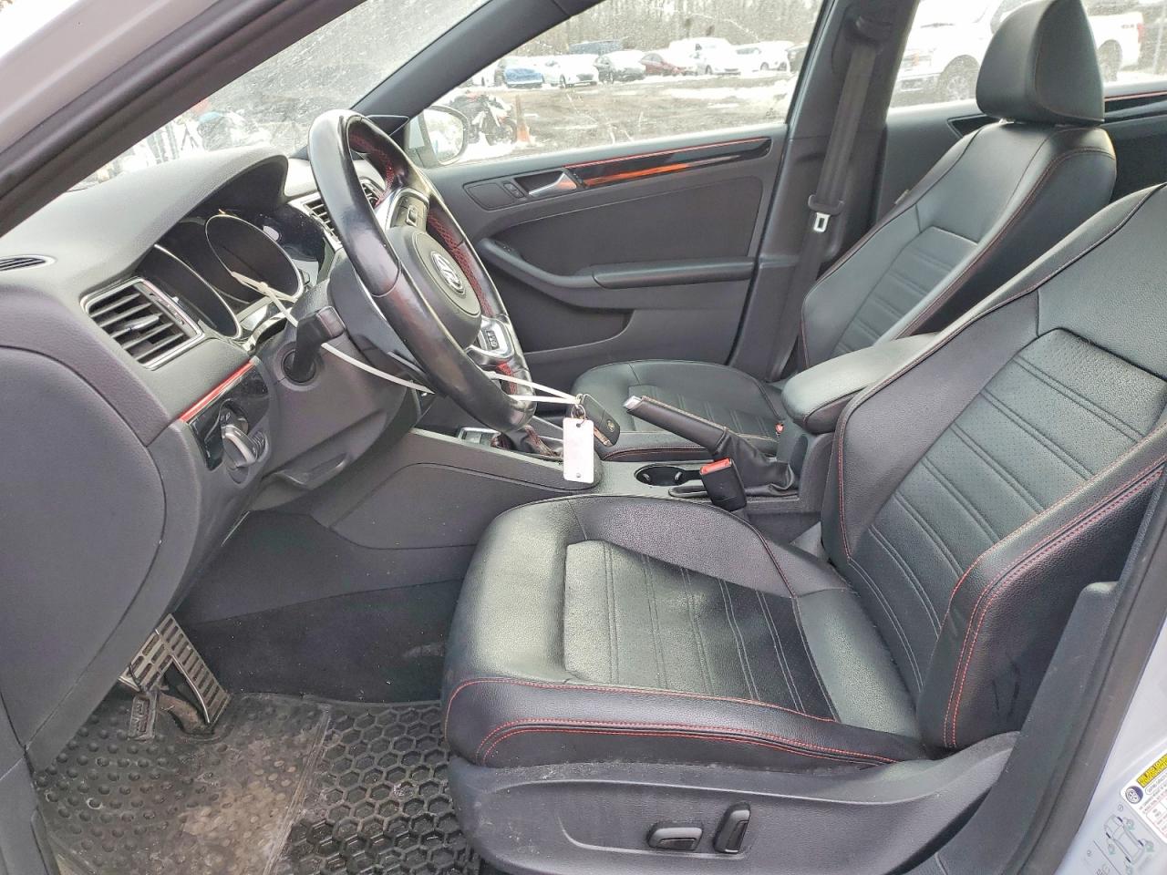 2017 VOLKSWAGEN JETTA GLI photo 7