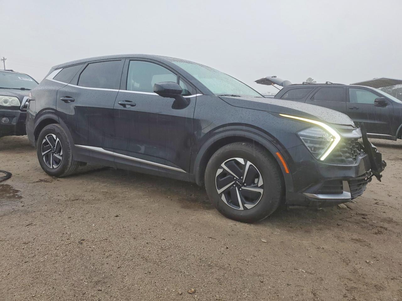 2025 KIA SPORTAGE LX photo 10