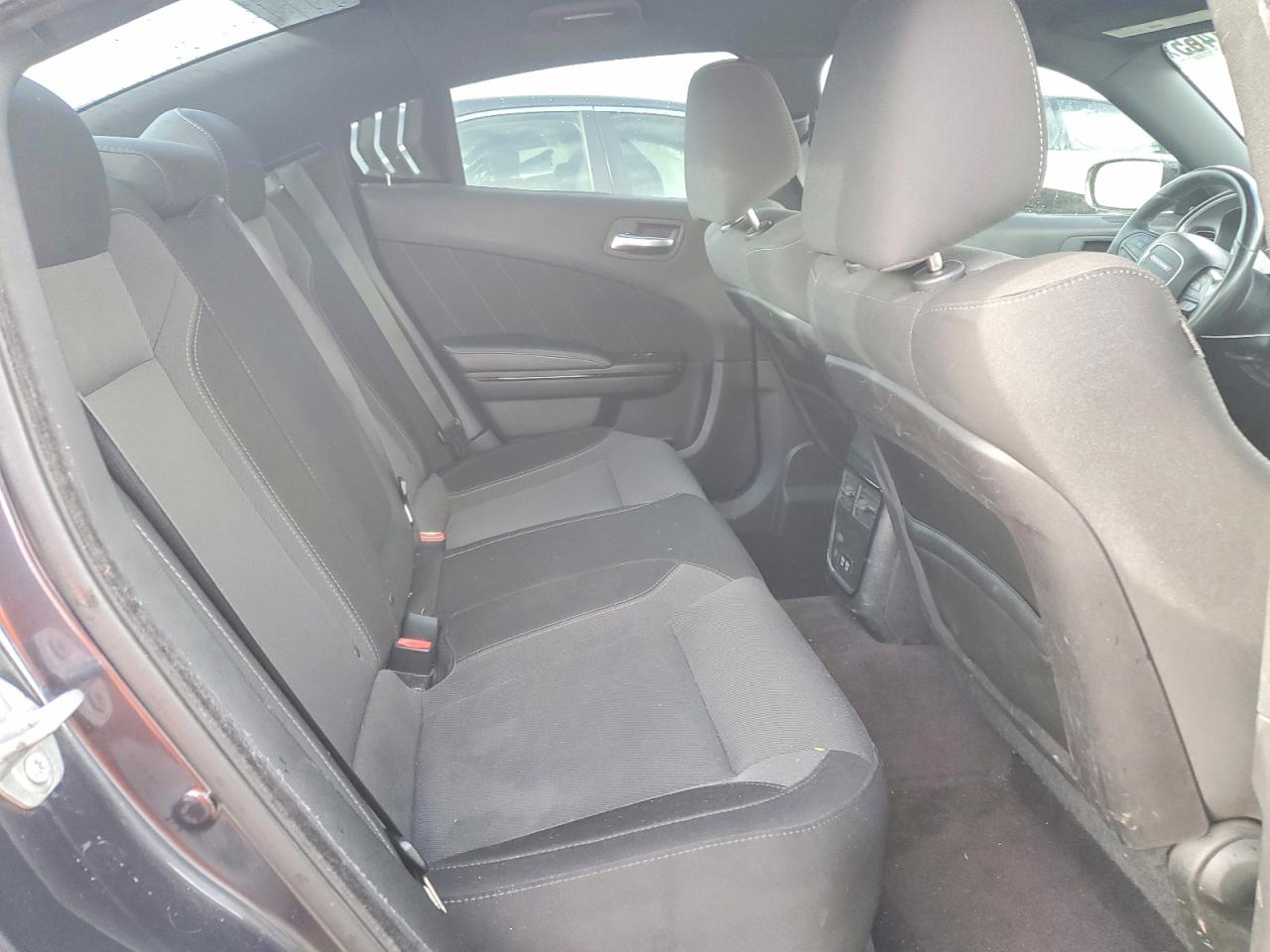 2016 DODGE CHARGER SXT photo 28