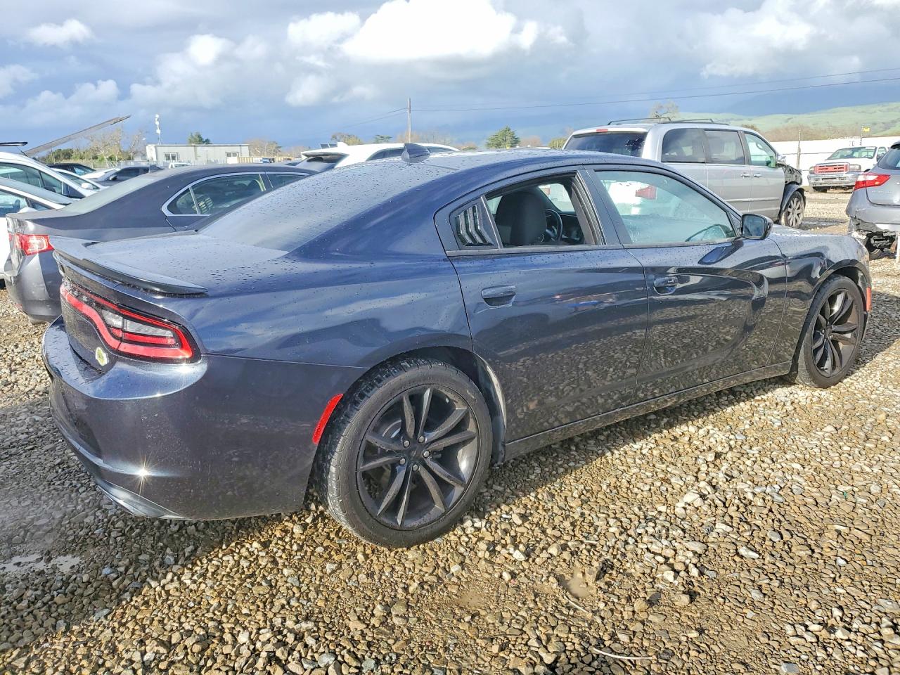 2016 DODGE CHARGER SXT photo 7