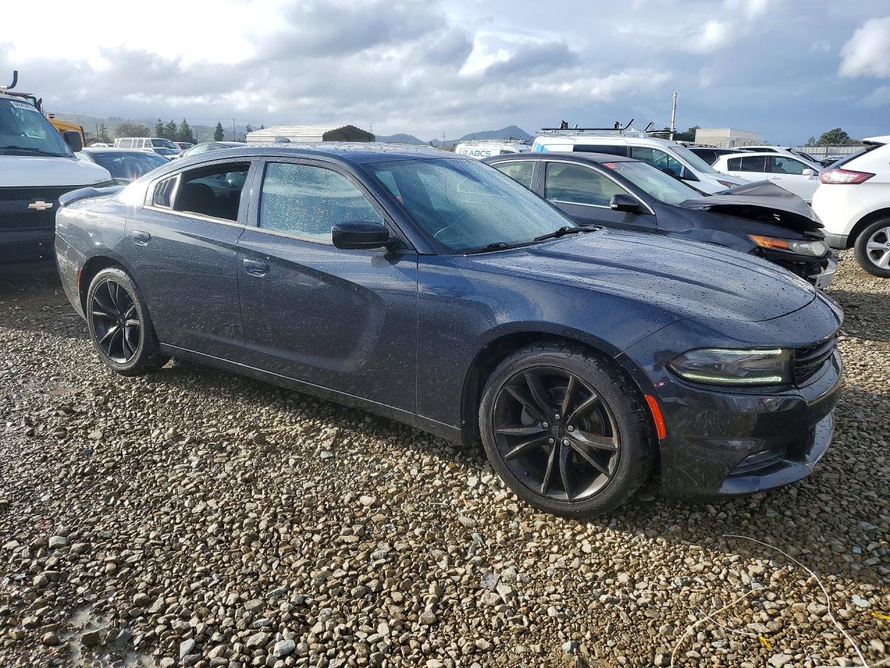 2016 DODGE CHARGER SXT photo 10