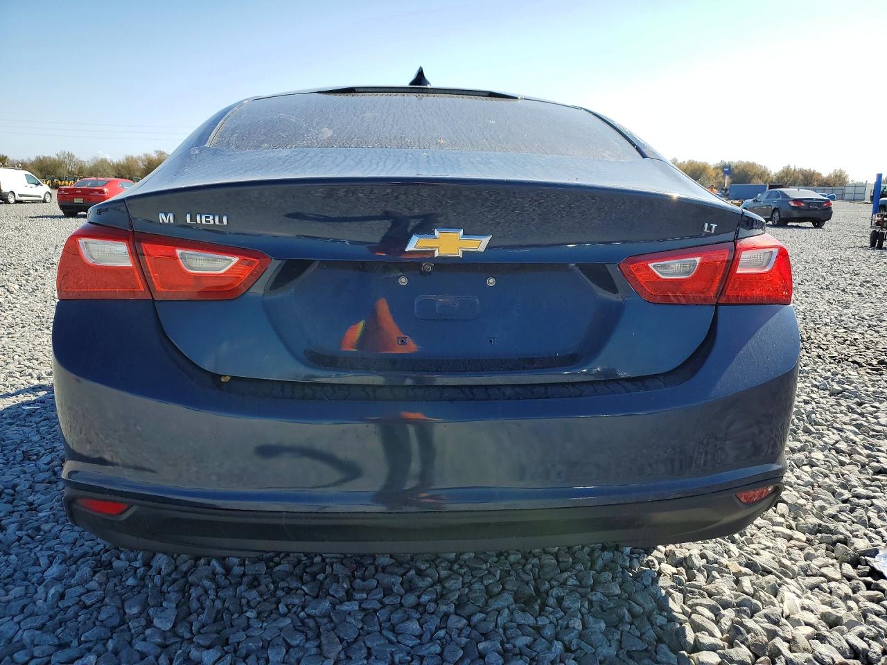 2017 CHEVROLET MALIBU LT photo 6
