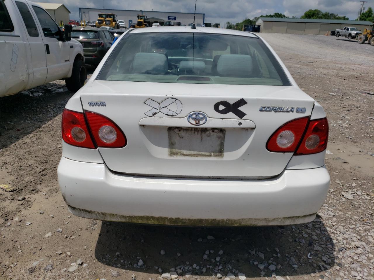2005 TOYOTA COROLLA photo 16