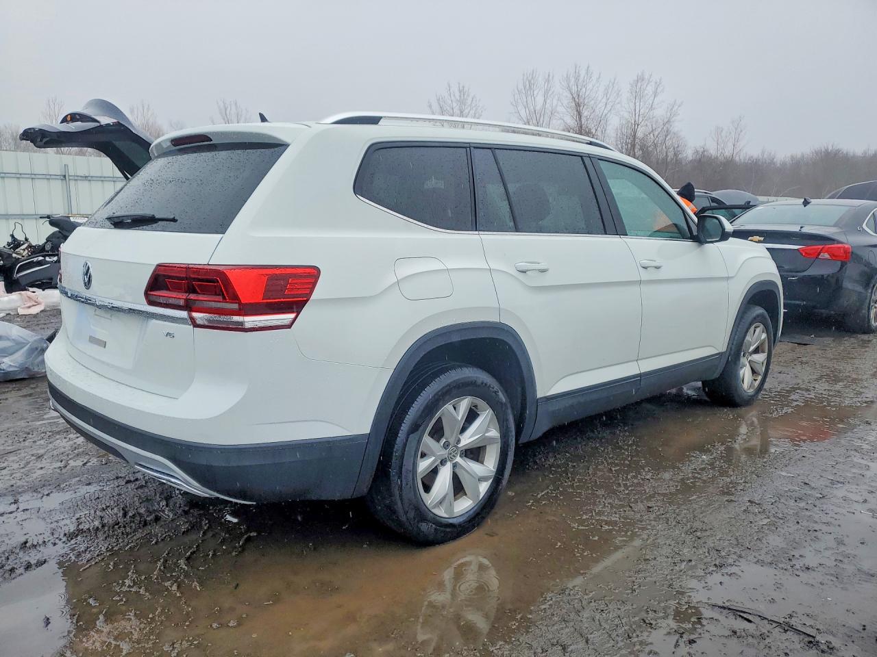 2018 VOLKSWAGEN ATLAS S photo 7