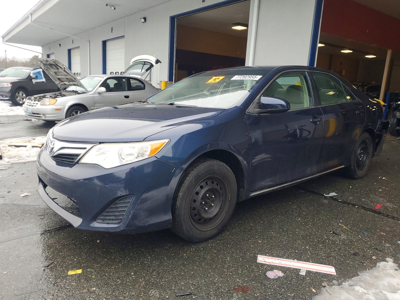 2014 TOYOTA CAMRY