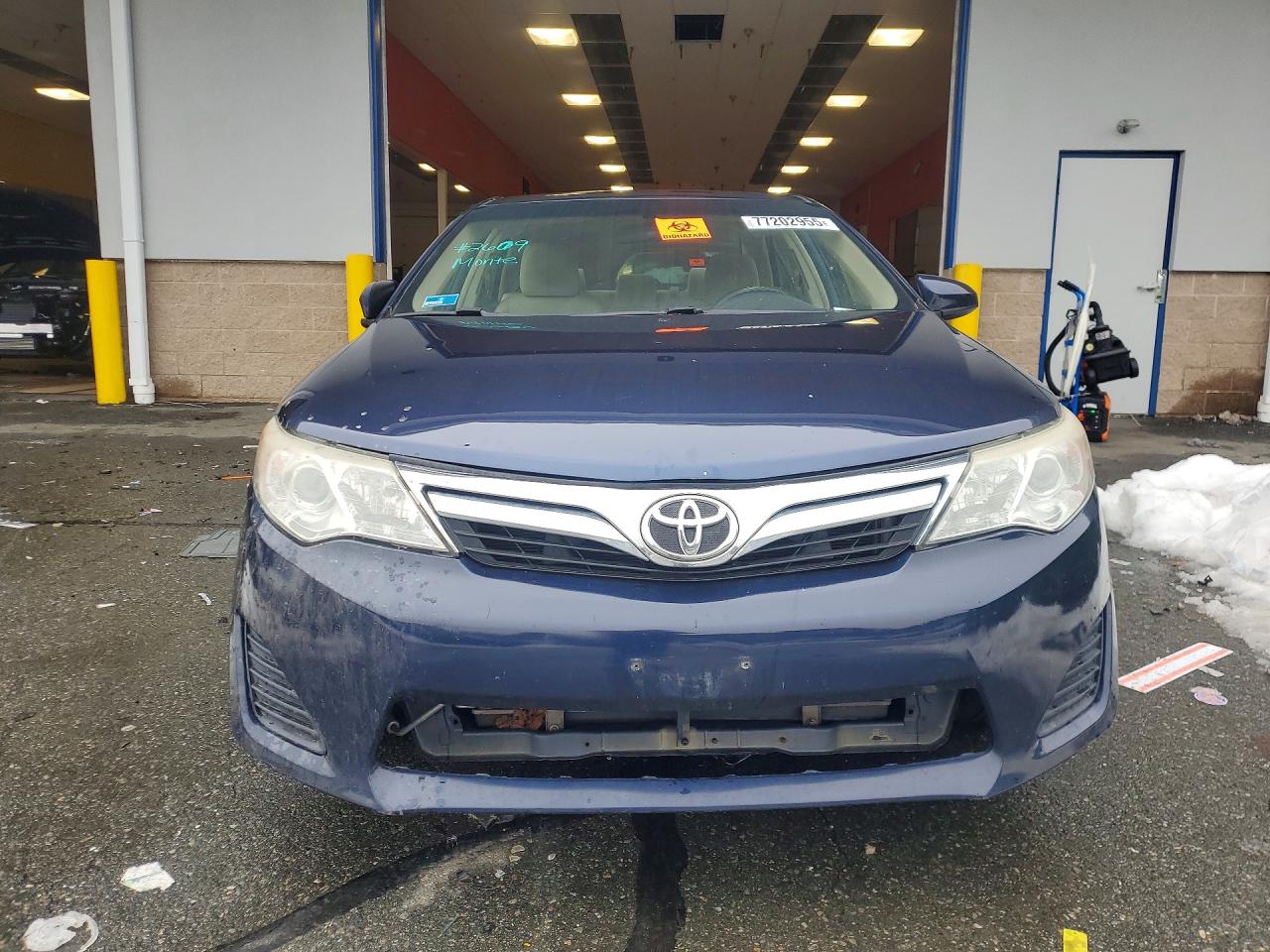 2014 TOYOTA CAMRY LE photo 13